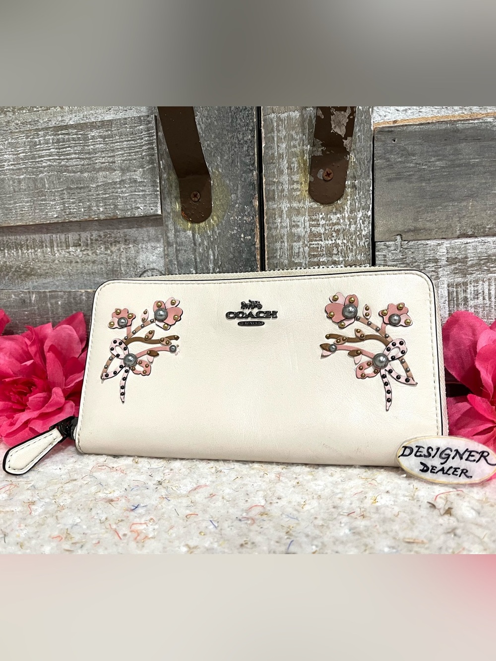 COACH Floral Embossed Accordion Zip Wallet 67166 Chalk